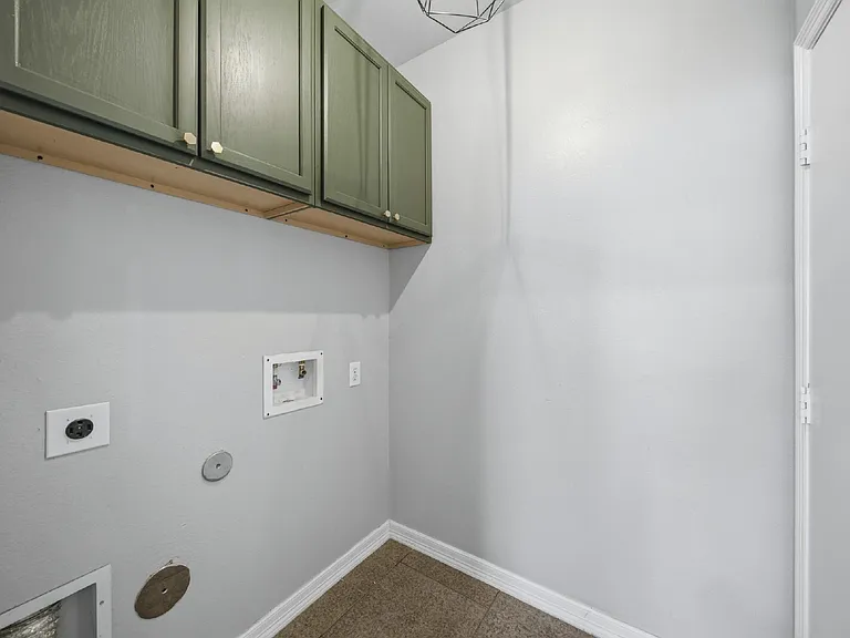 13306 Hickory Springs Ln — Photo 14
