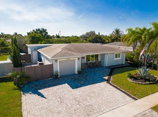 4596 Avalon St, Boca Raton, FL 33428