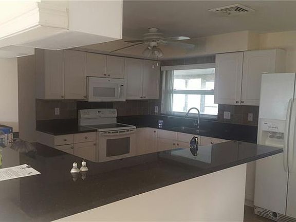 5th image of 309 S Maywood Ave