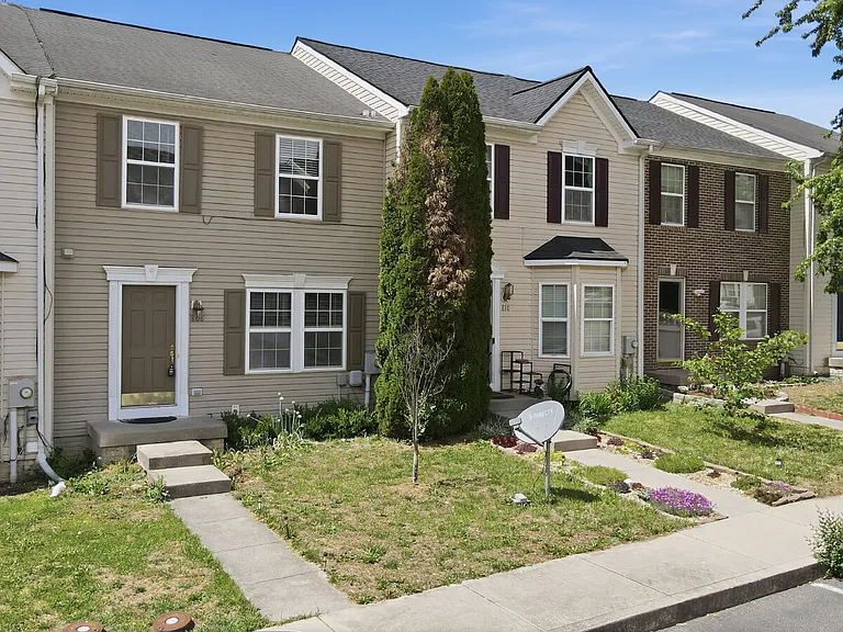 808 Marquette Dr — Photo 3