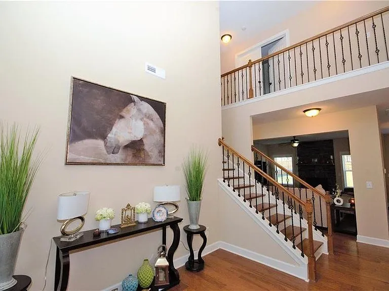 5407 Torwood Dr — Photo 2