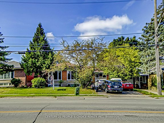 3rd image of 926 Willowdale Ave