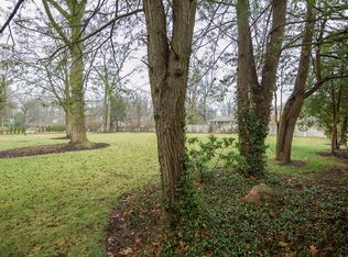 8195 Sycamore Rd, Indianapolis, IN 46240