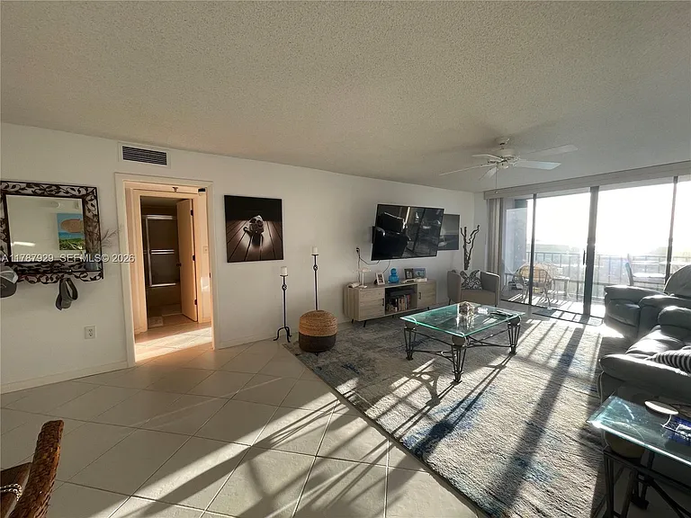 5047 N Highway A1A #1205 — Photo 11