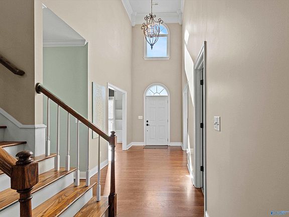 4th image of 2717 Whistler Ln SE