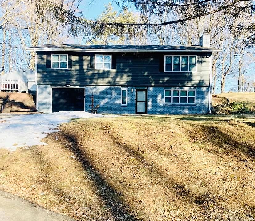 1st image of 59432 Downey Ave