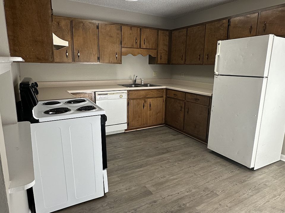 1st image of 421 Prince Ave