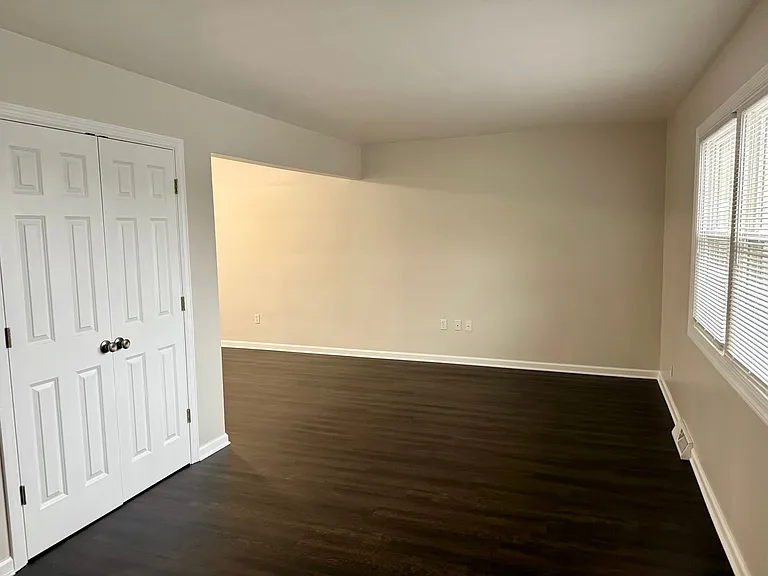 2904-2910 Tamarack Dr — Photo 15