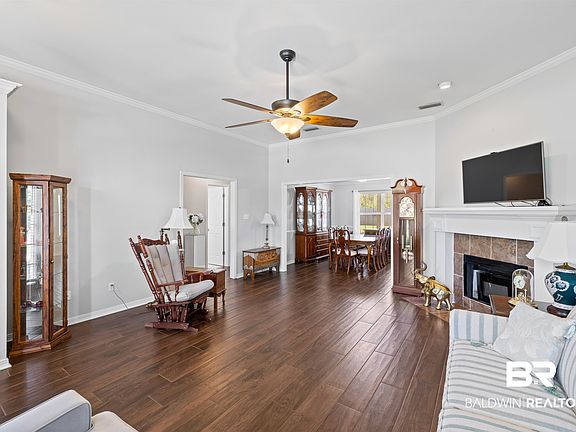 4th image of 20265 Marion Ct