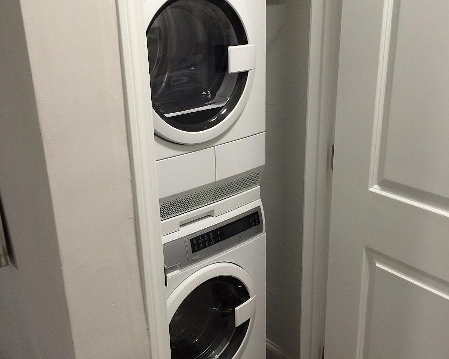 2nd image of 32 Clearway St #4D
