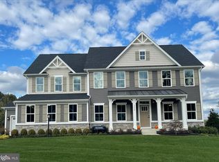 9800 Thoroughbred Rd, Warrenton, VA 20187
