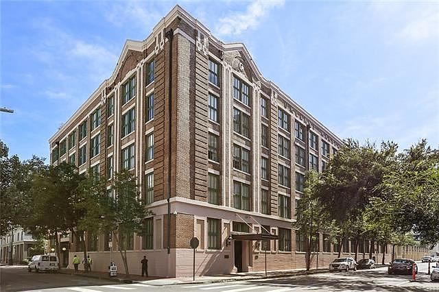 1st image of 700 S Peters St APT 207