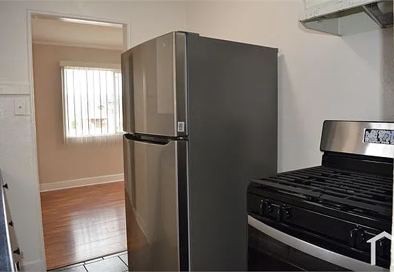 1 bed, 432 sqft, $2,093 — Photo 4