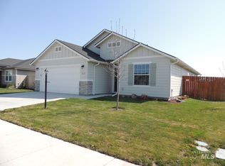 954 Settlement Ave, Middleton, ID 83644