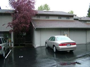 1022 Kirkland Ave APT 12, Kirkland, WA 98033