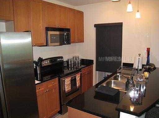 4th image of 525 E Jackson St Unit 408