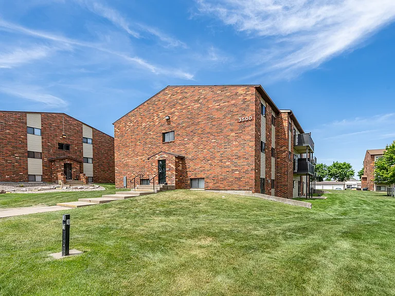 Oakwood Estates — Photo 15