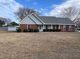 111 Willowgate Dr, Bonaire, GA 31005