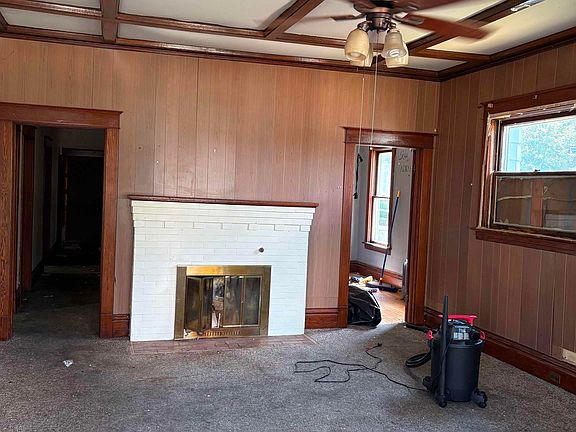 2nd image of 608 7th St W