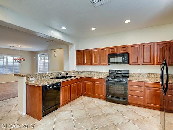 5th image of 11250 Revelry Ln