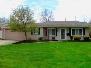 20753 White Bark Dr, Strongsville, OH