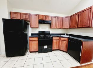 153 Arlington Ave #3, Jersey City, NJ 07305