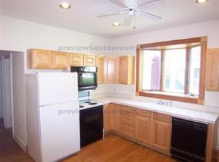 25 Newcastle Rd #112, Brighton, MA 02135