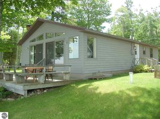 14618 N Forest Beach Shores Rd, Northport, MI 49670