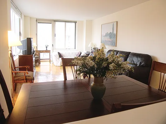 Rented by Owner | media 13