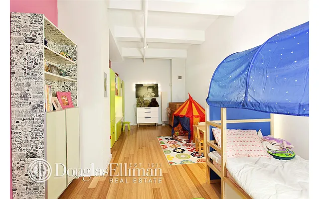 Sold by Douglas Elliman | media 17