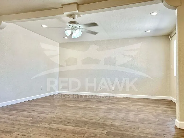 281 S California St — Photo 6