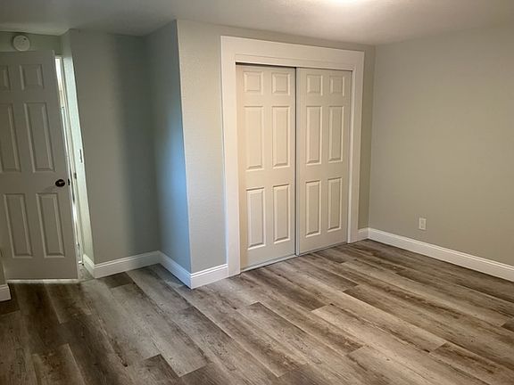 4th image of 2285 2nd St