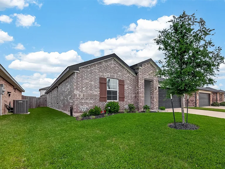 1119 Kinder Sky Ln — Photo 2