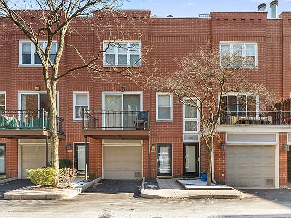 2nd image of 2803 N Wolcott Ave Unit G