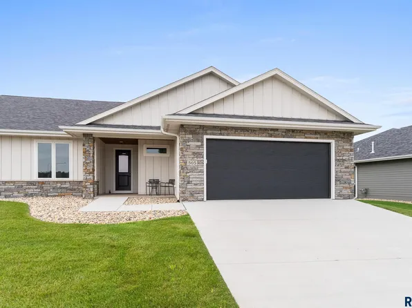 505 N Wildcat Dr, Sioux Falls, SD 57110