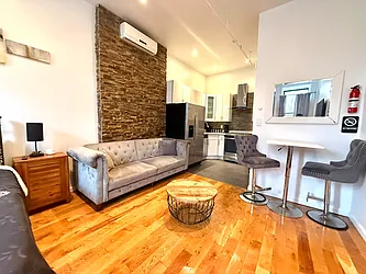 595 Greene Avenue, #3