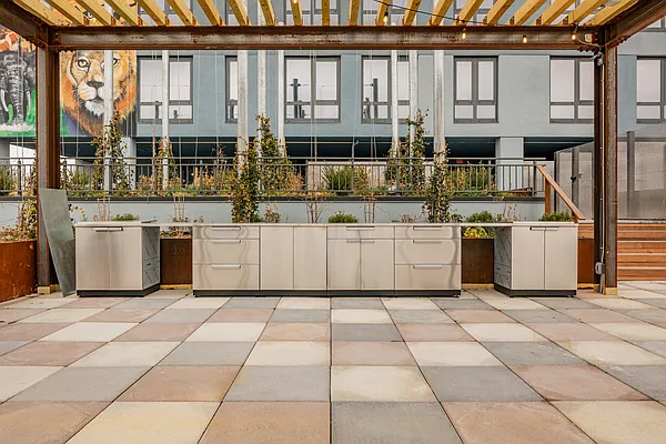 Rented by Nooklyn NYC LLC | media 16