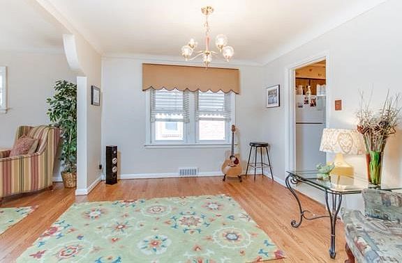 5th image of 1130 Art Hill Pl