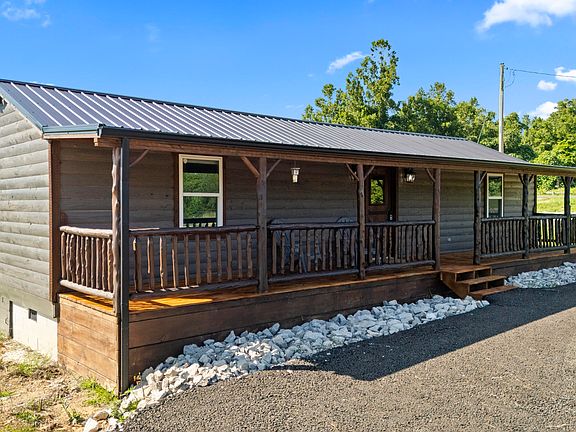 2nd image of 3048 Tarr Ridge Rd