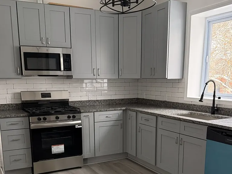 2101 Gunderson Ave #2 — Photo 2