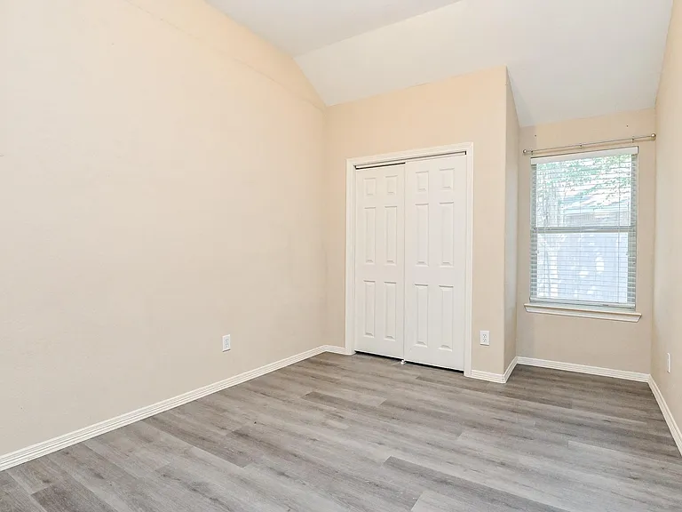 719 Levi Bnd — Photo 25