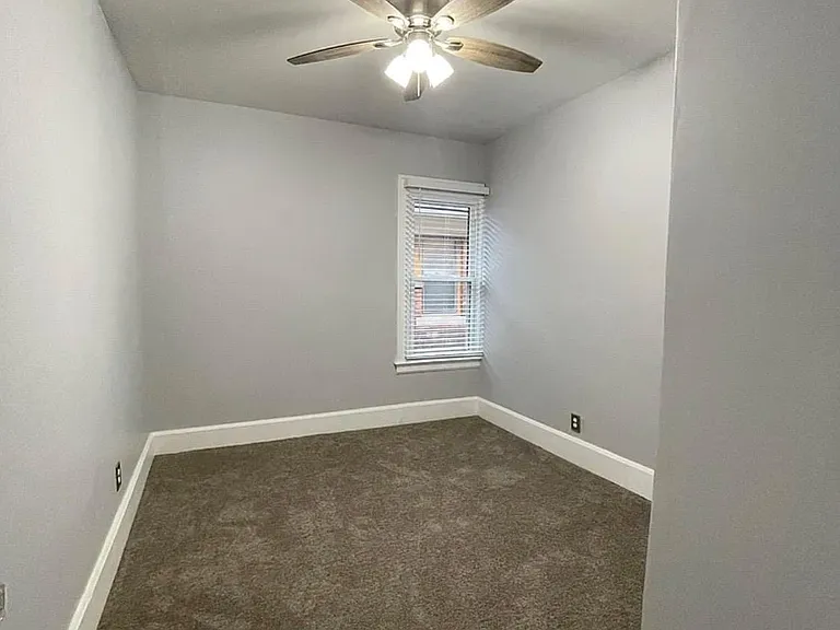 2286 Calvert St — Photo 26