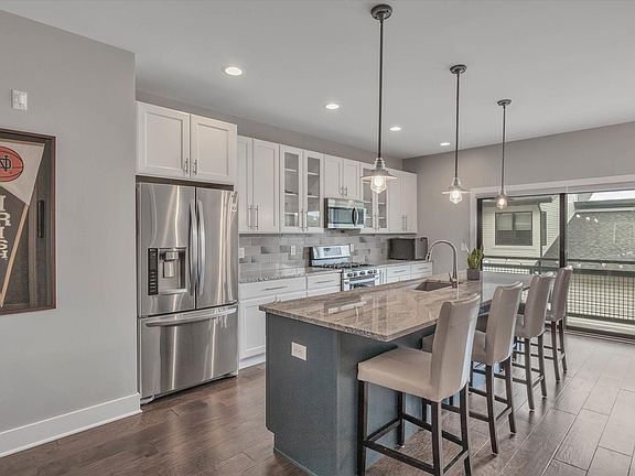 5th image of 403 S Frances St #11