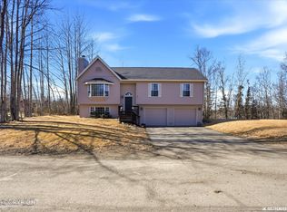 500 S Timberwood Cir, Palmer, AK 99645