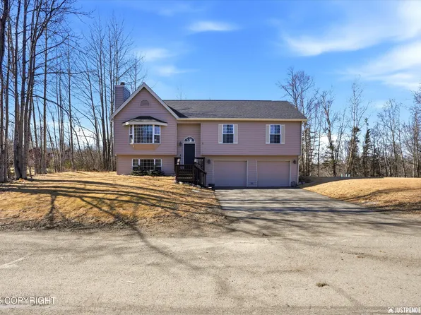 500 S Timberwood Cir, Palmer, AK 99645