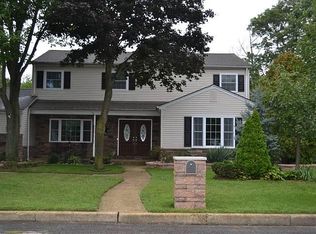 60 Chestnut Ct, Brick, NJ 08723