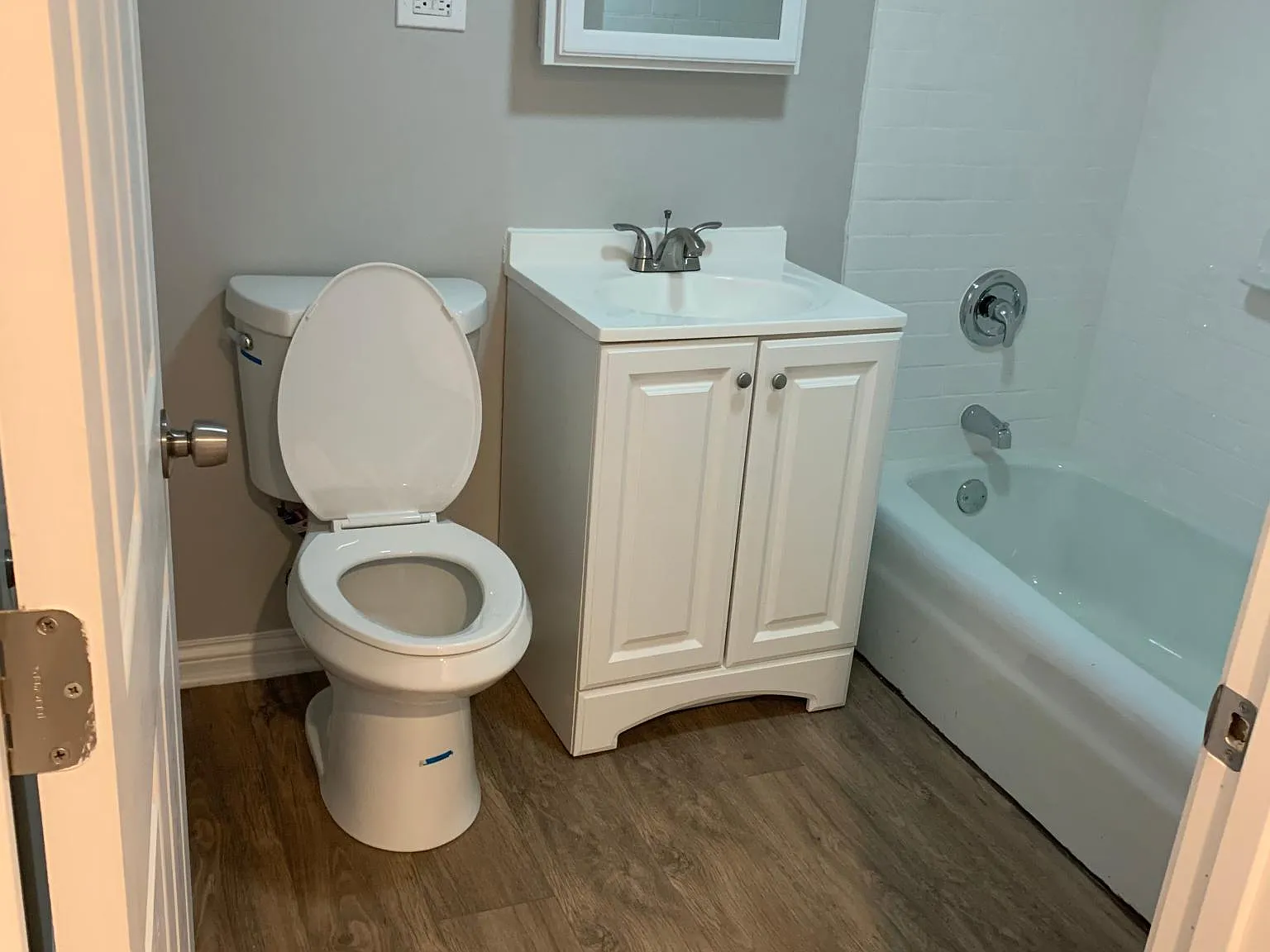 Studio, 675 sqft, $1,350 — Photo 2
