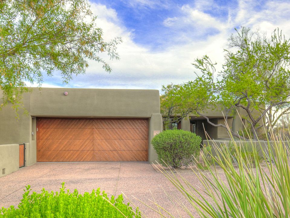 1st image of 10068 E Graythorn Dr
