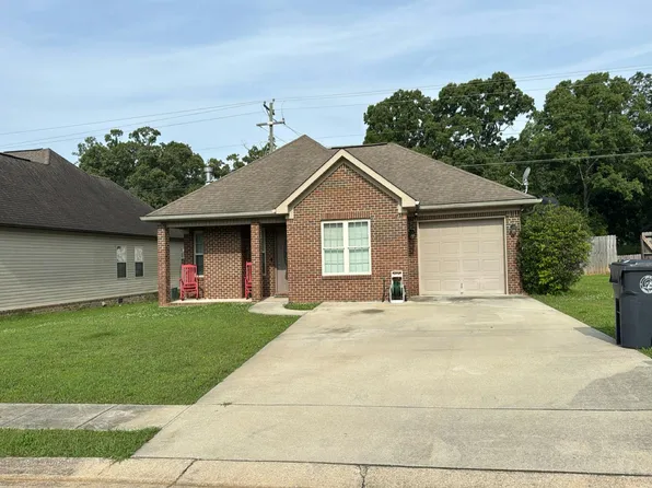 127 Cottage Ln, Lincoln, AL 35096