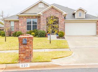 627 Sedona Dr, Norman, OK 73071
